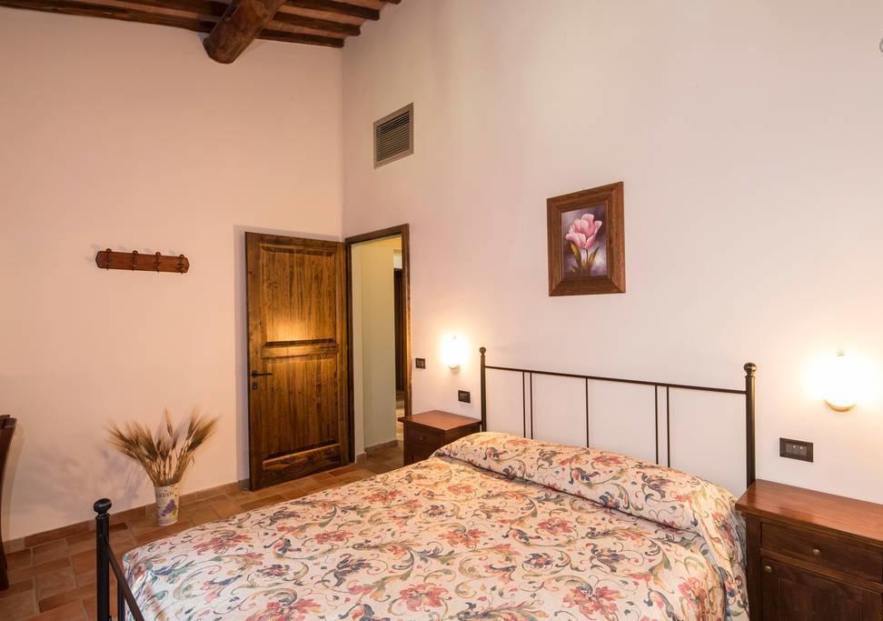 מונטריג'יוני Agriturismo Tre Madonne חדר תמונה