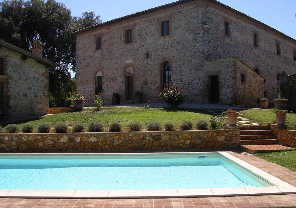 מונטריג'יוני Agriturismo Tre Madonne חדר תמונה