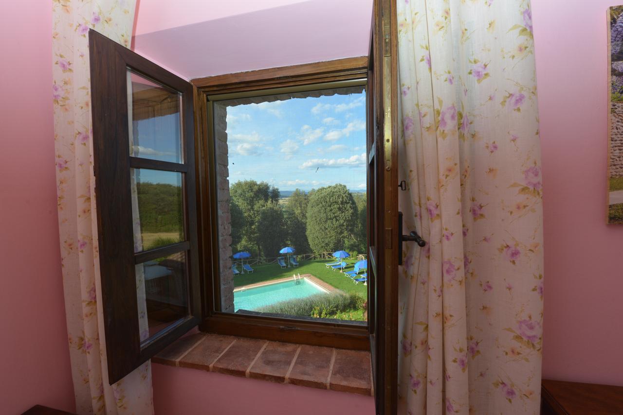 מונטריג'יוני Agriturismo Tre Madonne מראה חיצוני תמונה