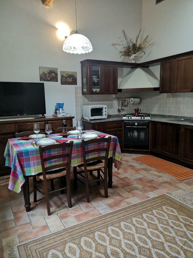 מונטריג'יוני Agriturismo Tre Madonne מראה חיצוני תמונה